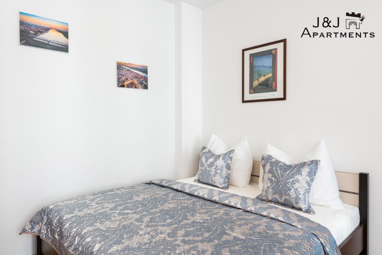 J&J Apartments Lazienna 30 Apartament 10-5 Торунь Экстерьер фото